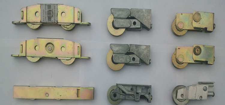 patio sliding door wheel replacement Englewood